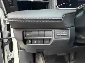 2023 Toyota Avalon с пробегом 118 000 км