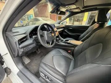 2023 Toyota Avalon с пробегом 118 000 км