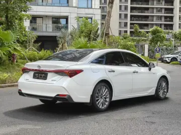 2024 Toyota Avalon с пробегом 29 000 км