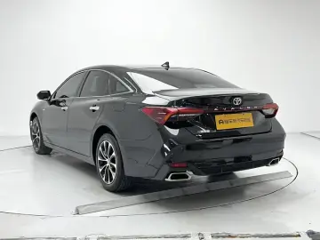 2022 Toyota Avalon с пробегом 48 100 км