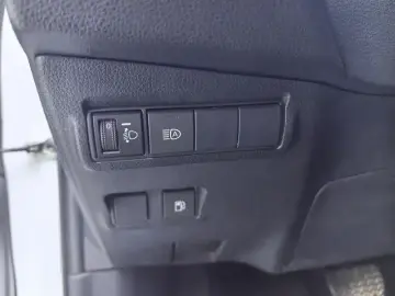 2024 Toyota Corolla Cross с пробегом 12 300 км