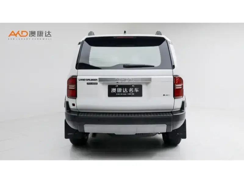 2024 Toyota Land Cruiser Prado с пробегом 10 600 км