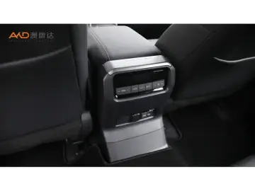 2024 Toyota Land Cruiser Prado с пробегом 10 600 км