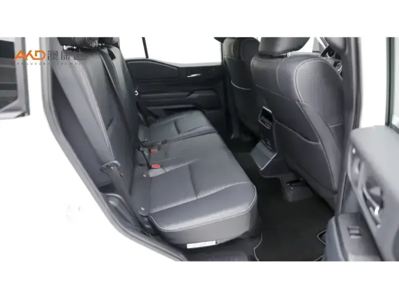 2024 Toyota Land Cruiser Prado с пробегом 10 600 км