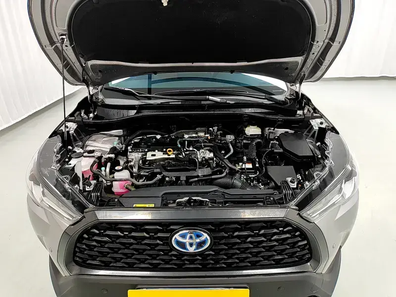 2023 Toyota Corolla Cross с пробегом 49 800 км