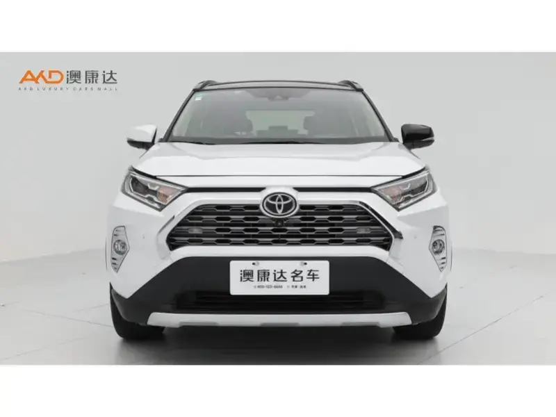 2021 Toyota RAV4 с пробегом 65 400 км