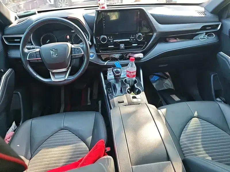 2021 Toyota Crown Kluger с пробегом 58 400 км