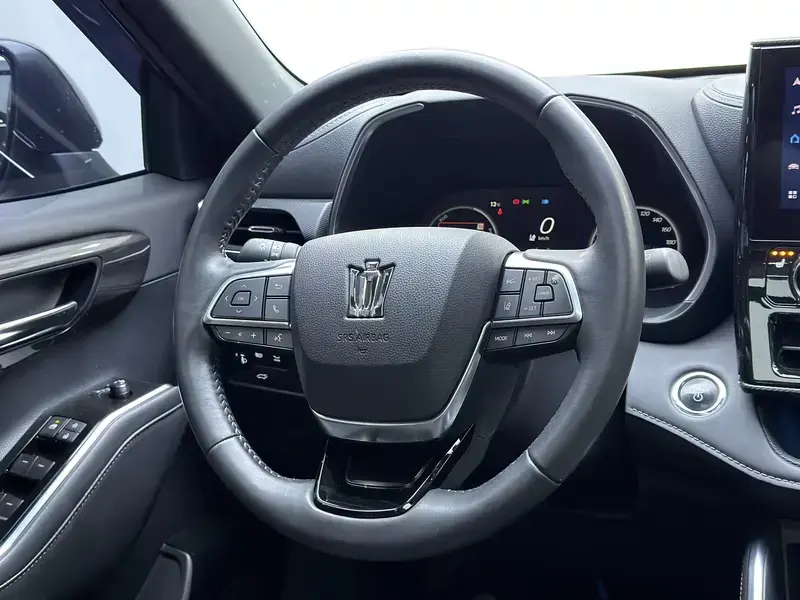 2023 Toyota Crown Kluger с пробегом 50 500 км