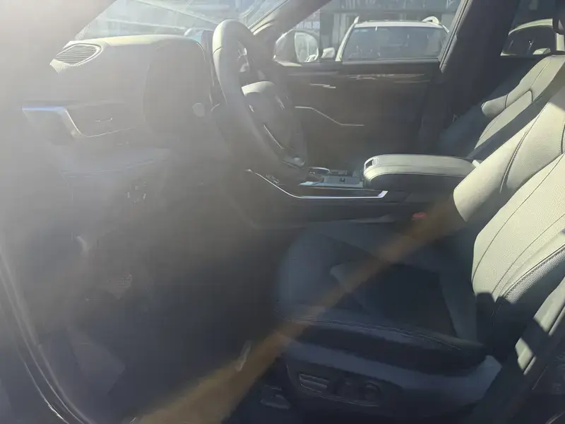 2022 Toyota Crown Kluger с пробегом 100 000 км
