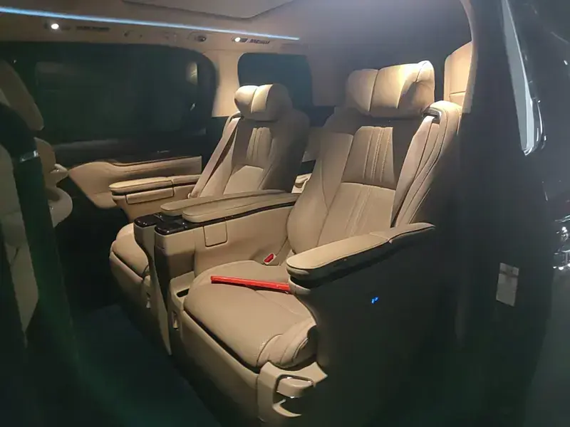 2020 Toyota Vellfire с пробегом 135 200 км