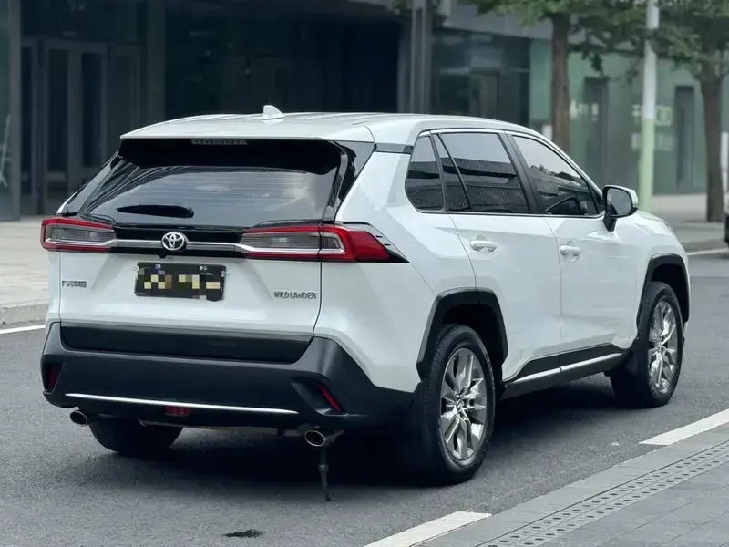 2021 Toyota Wildlander с пробегом 55 000 км