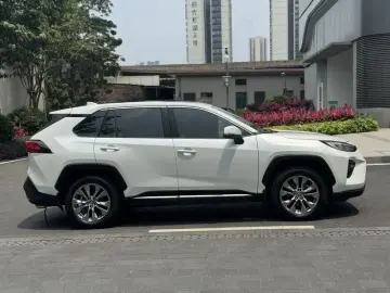 2021 Toyota Wildlander с пробегом 55 000 км