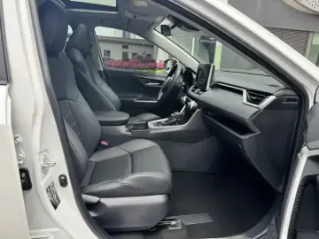 2021 Toyota Wildlander с пробегом 55 000 км