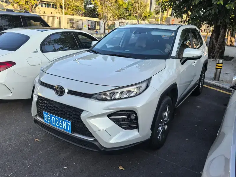 2022 Toyota Wildlander с пробегом 46 000 км