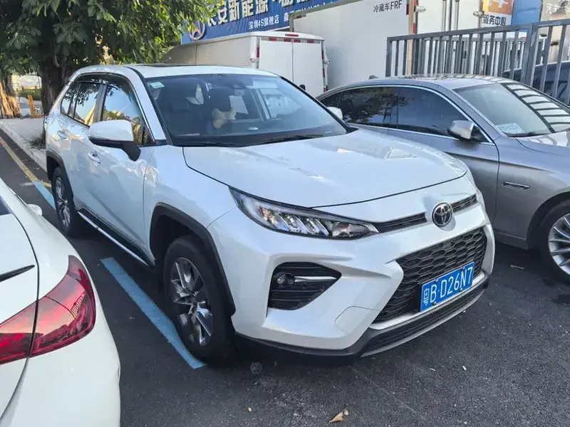 2022 Toyota Wildlander с пробегом 46 000 км