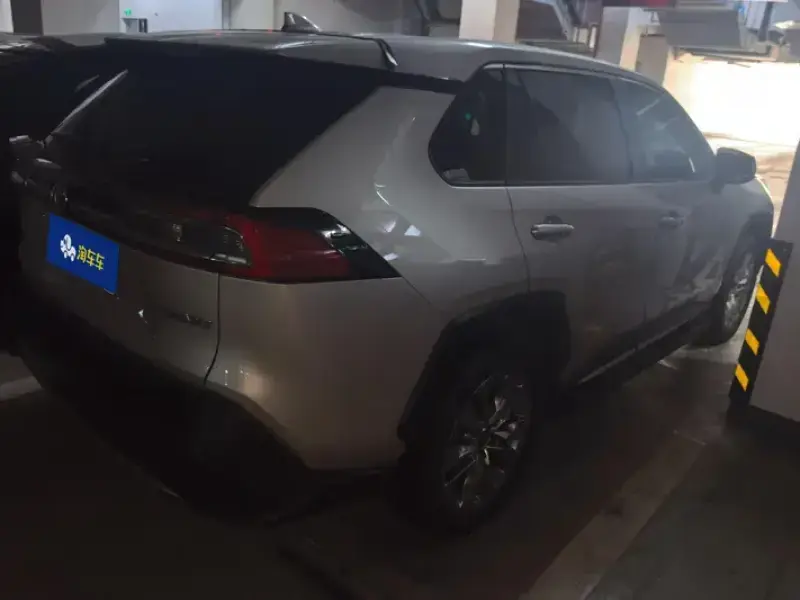 2022 Toyota Wildlander с пробегом 30 000 км