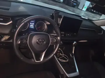 2022 Toyota Wildlander с пробегом 30 000 км