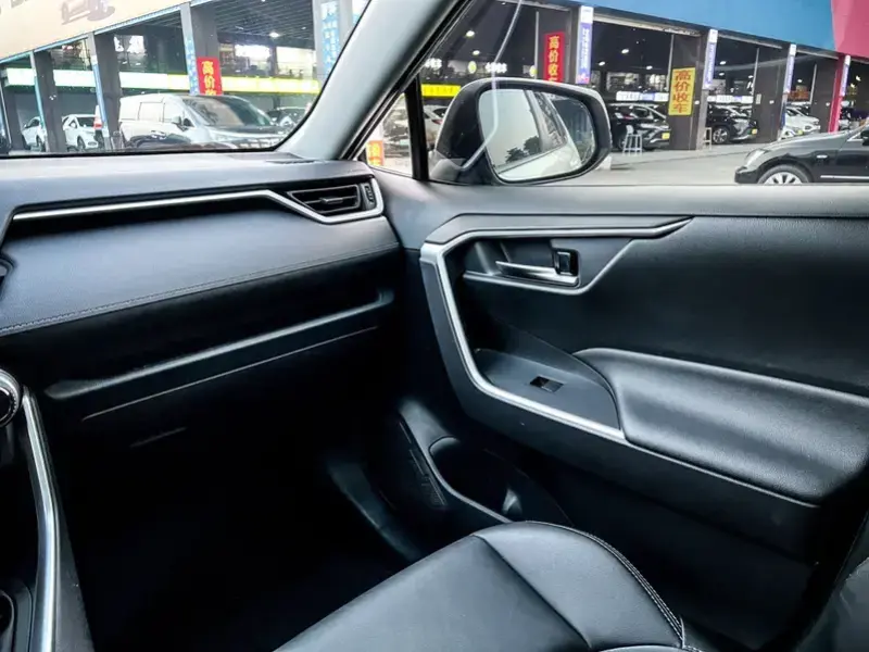 2020 Toyota Wildlander с пробегом 59 900 км