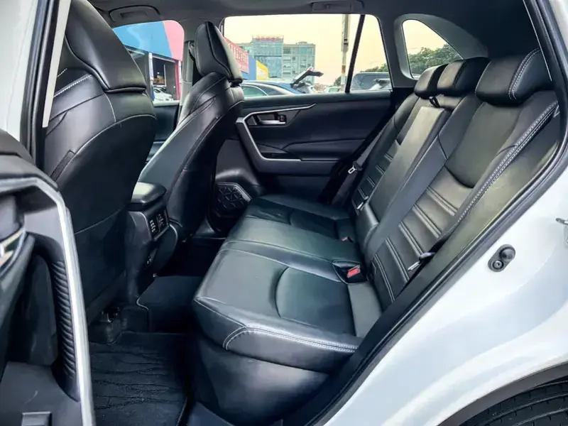 2020 Toyota Wildlander с пробегом 59 900 км