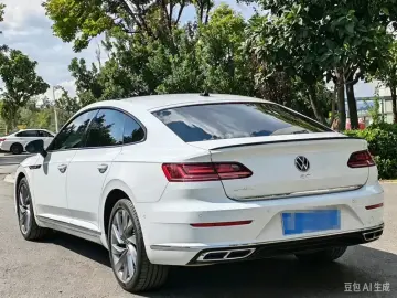 2021 Volkswagen Passat CC с пробегом 80 000 км