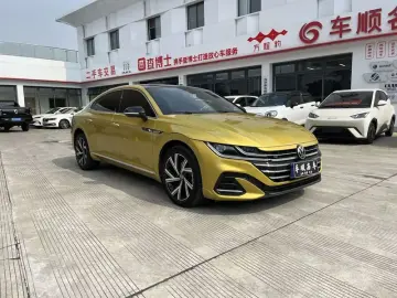 2021 Volkswagen Passat CC с пробегом 75 000 км