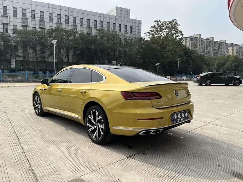 2021 Volkswagen Passat CC с пробегом 75 000 км