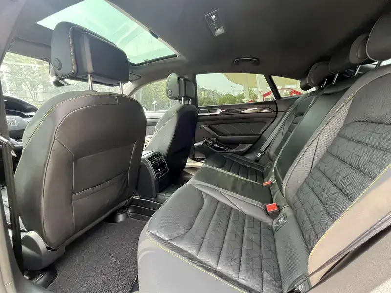 2021 Volkswagen Passat CC с пробегом 75 000 км
