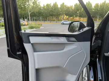 2019 Volkswagen Caravelle с пробегом 56 000 км