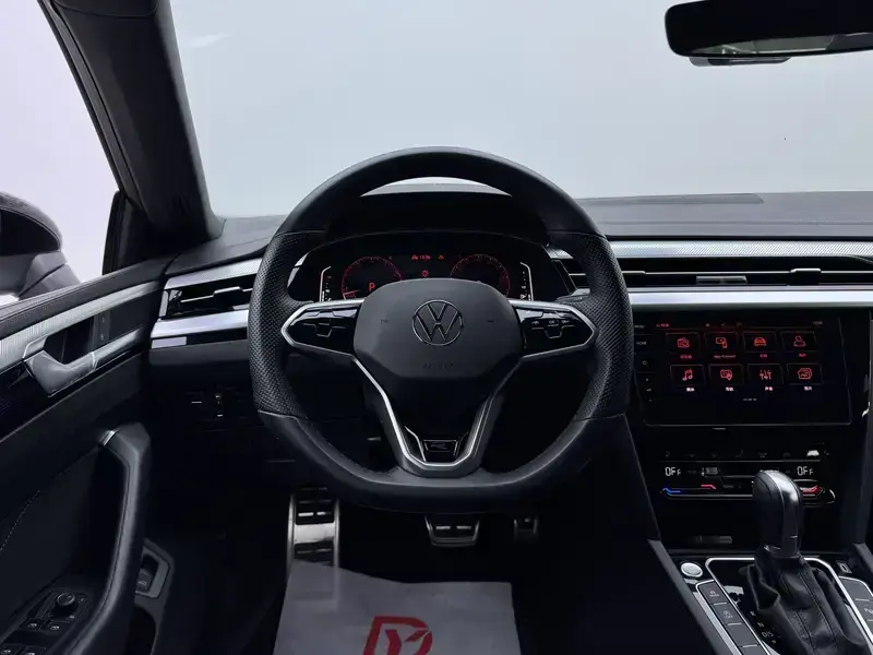 2024 Volkswagen Passat CC с пробегом 19 000 км