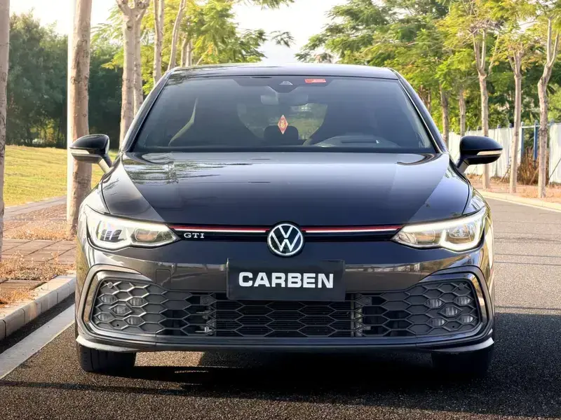 2021 Volkswagen Golf GTI с пробегом 65 000 км