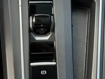 2023 Volkswagen Golf GTI с пробегом 50 000 км