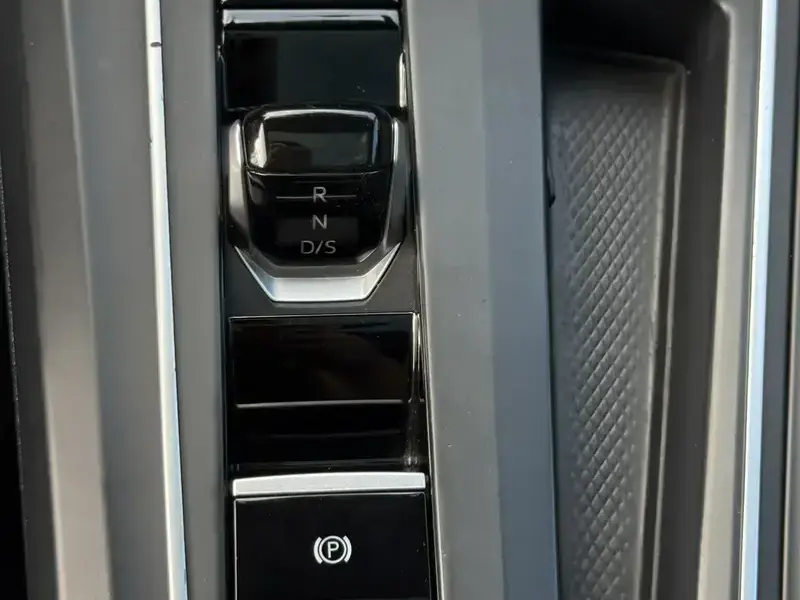 2023 Volkswagen Golf GTI с пробегом 50 000 км