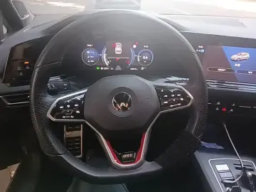 2021 Volkswagen Golf GTI с пробегом 46 900 км