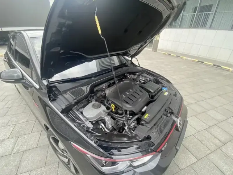 2021 Volkswagen Golf GTI с пробегом 40 000 км