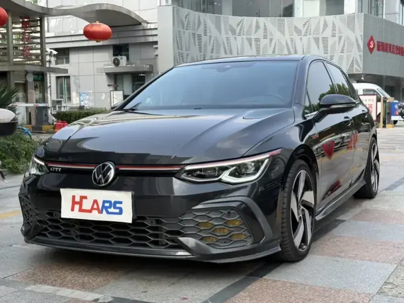 2021 Volkswagen Golf GTI с пробегом 120 000 км