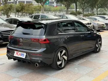 2021 Volkswagen Golf GTI с пробегом 120 000 км