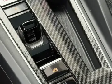 2021 Volkswagen Golf GTI с пробегом 120 000 км