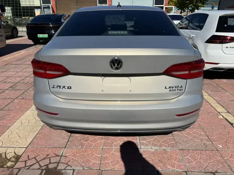 2019 Volkswagen Lavida с пробегом 38 000 км