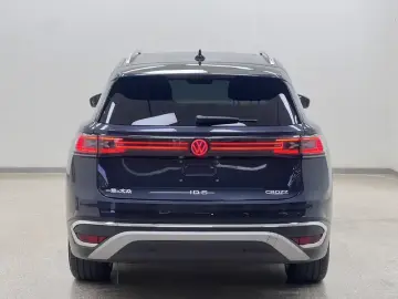 2021 Volkswagen ID.6 с пробегом 67 900 км
