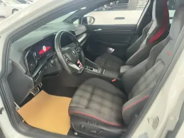 2021 Volkswagen Golf GTI с пробегом 29 000 км
