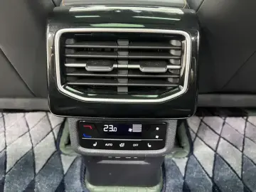 2021 Volkswagen ID.6 с пробегом 67 900 км