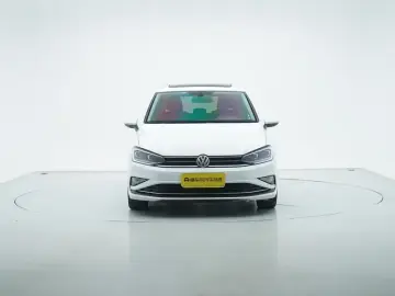 2020 Volkswagen Golf Sportsvan с пробегом 38 700 км