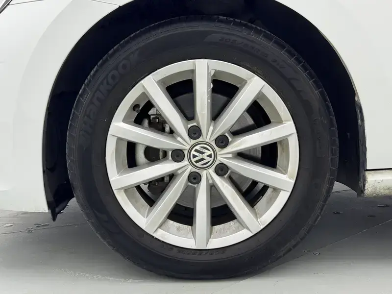 2020 Volkswagen Golf Sportsvan с пробегом 38 700 км
