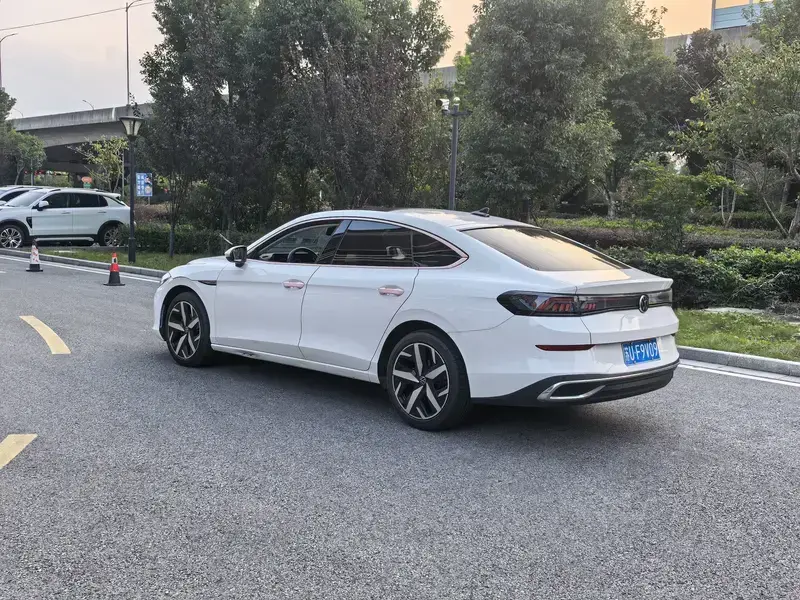 2023 Volkswagen Lamando с пробегом 35 000 км