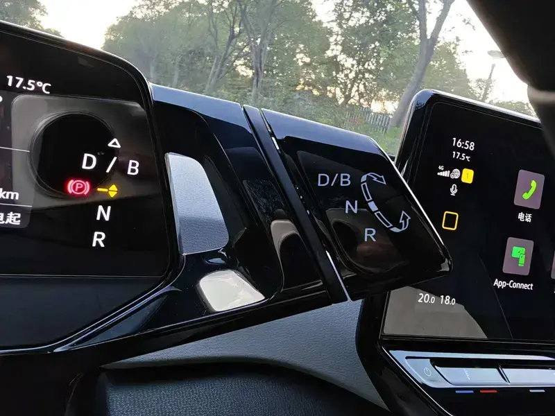 2024 Volkswagen ID.3 с пробегом 55 000 км