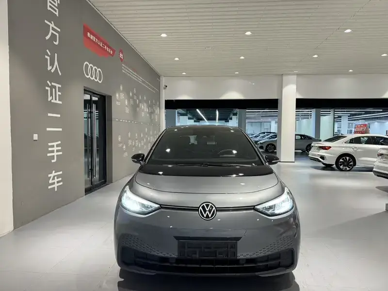 2023 Volkswagen ID.3 с пробегом 46 000 км