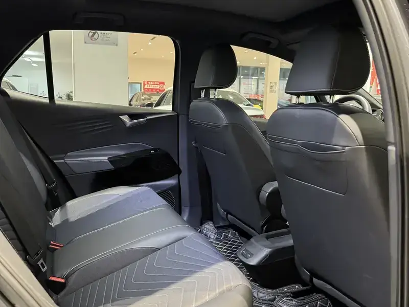 2023 Volkswagen ID.3 с пробегом 46 000 км