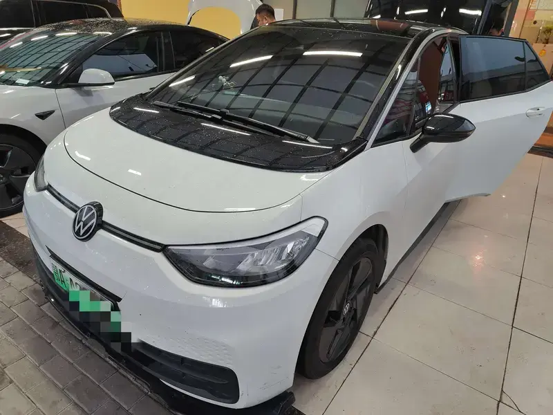 2025 Volkswagen ID.3 с пробегом 55 600 км