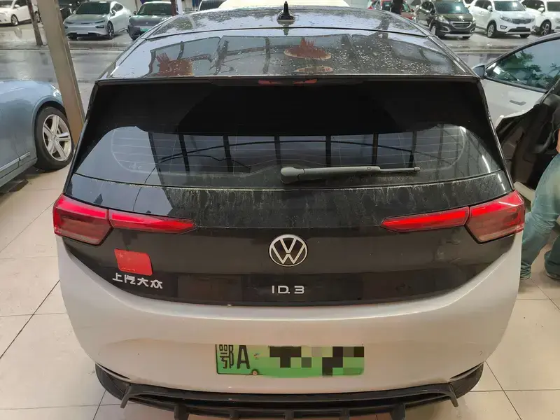 2025 Volkswagen ID.3 с пробегом 55 600 км