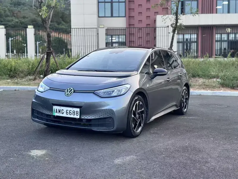 2024 Volkswagen ID.3 с пробегом 51 000 км